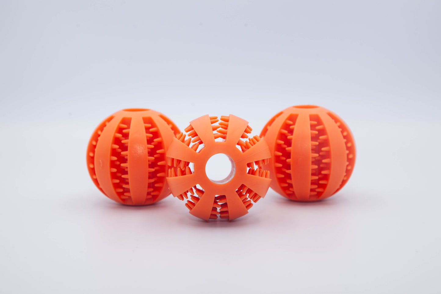 Pelota Interactiva no tóxica 5 en 1 para Perros y Gatos – Resistente, Divertida y Saludable.