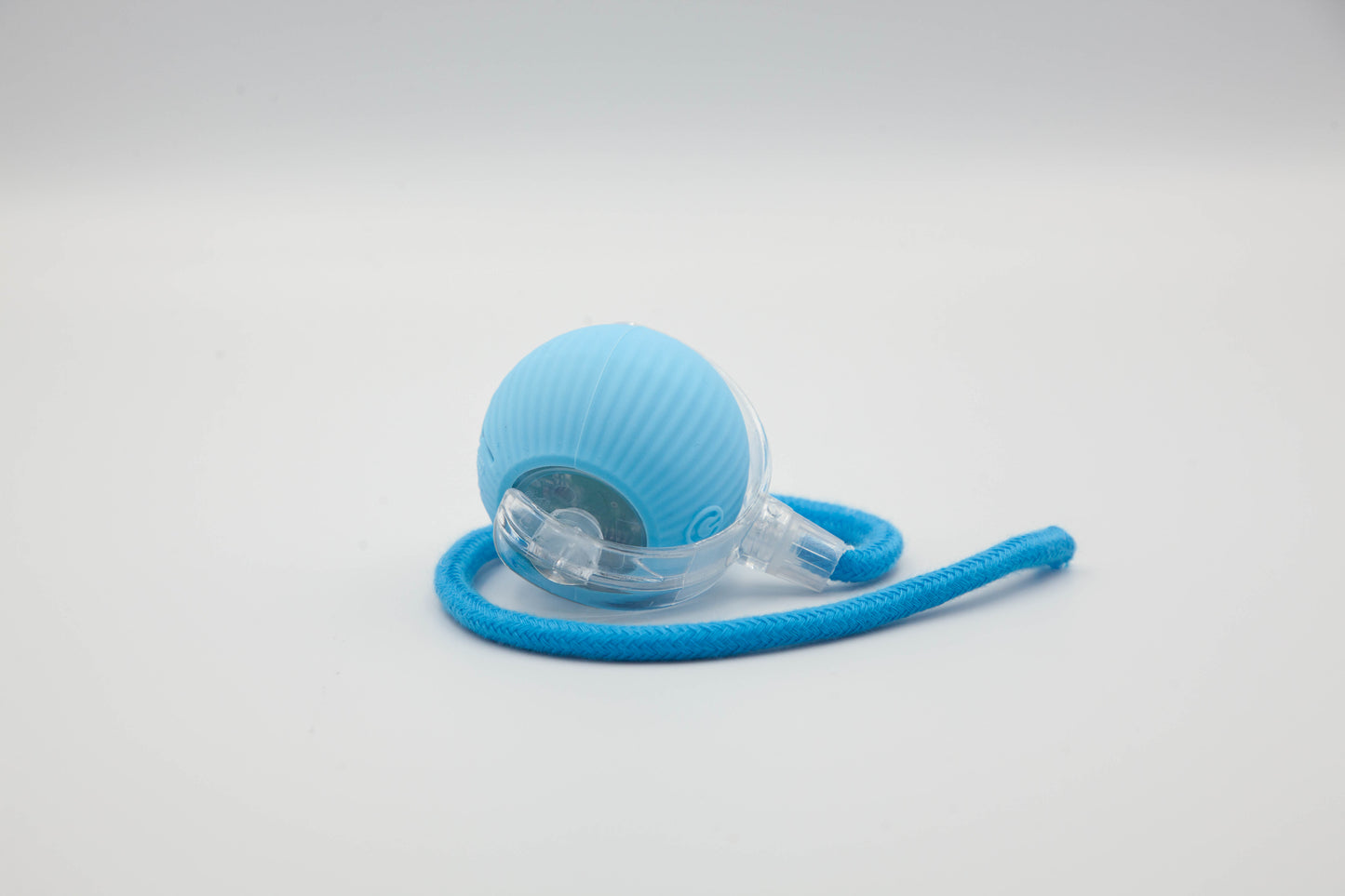 Juguete Interactivo Inteligente para Gatos y Perros – Pelota Rodante con Cola de Imitación.