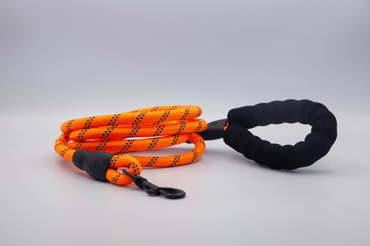 Correa Reflectante, Reforzada de 2 Metros con Mango Suave – Para Perros Medianos y Grandes de hasta 100 kg.