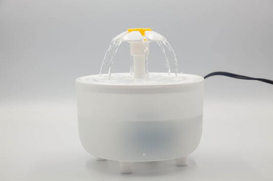 Fuente de Agua Eléctrica para Gatos – Bebedero Silencioso con Filtro y Recirculación.